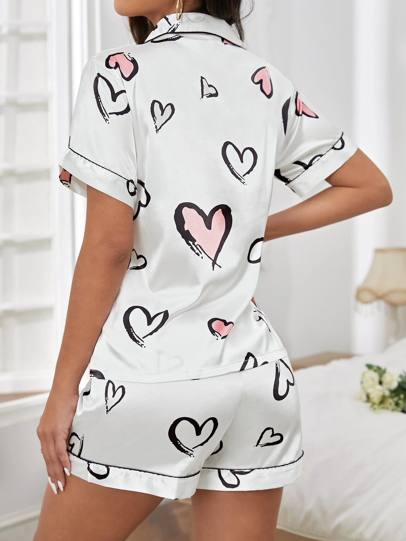 White Heart Printed Shorts Set