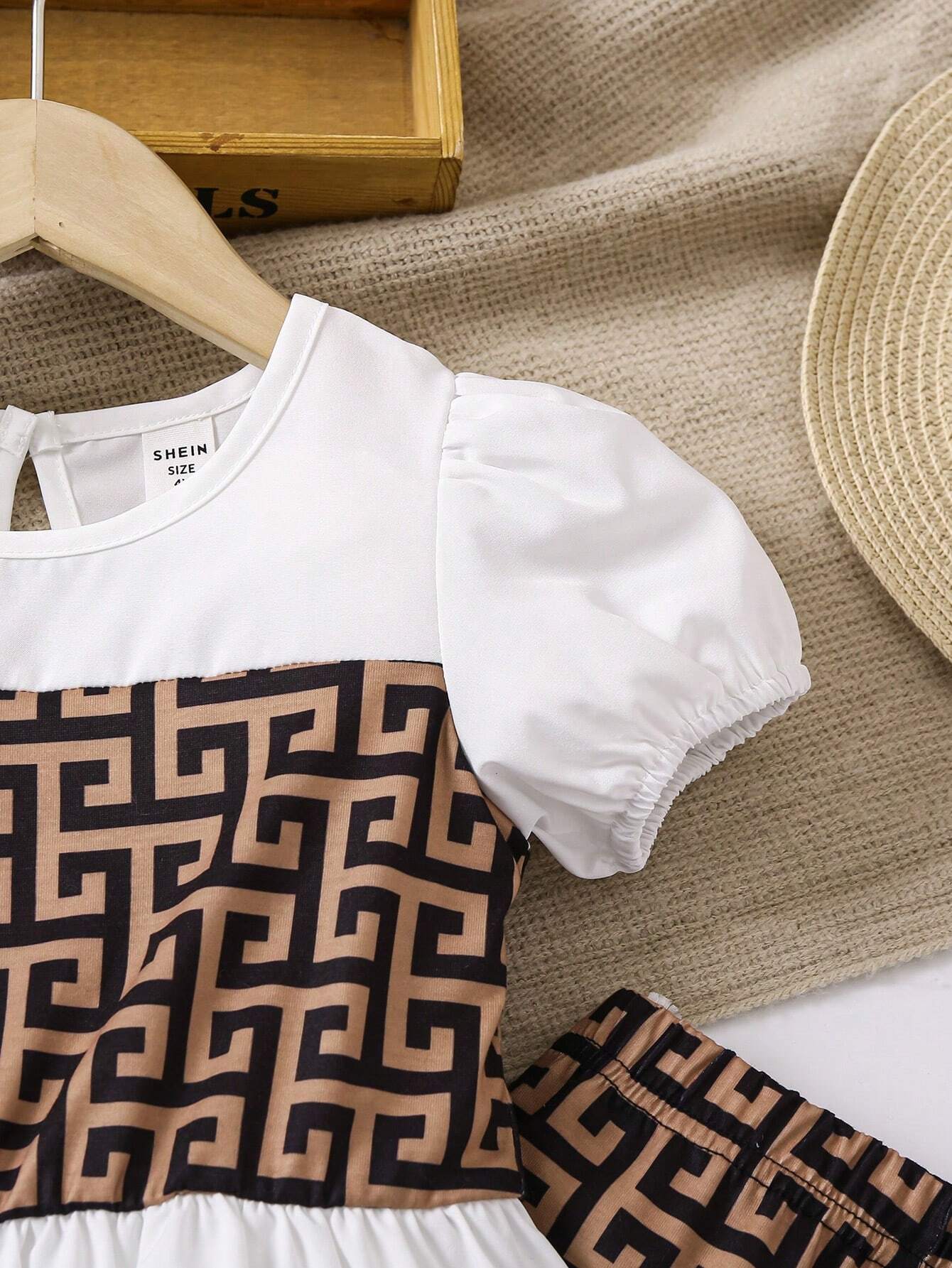 Girls White Printed Clothing Set