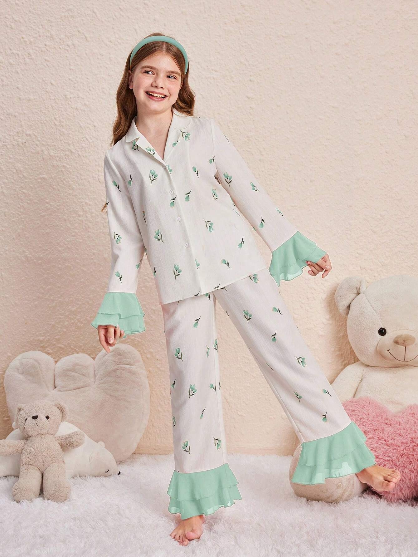 Girls Printed Nightsuit Set