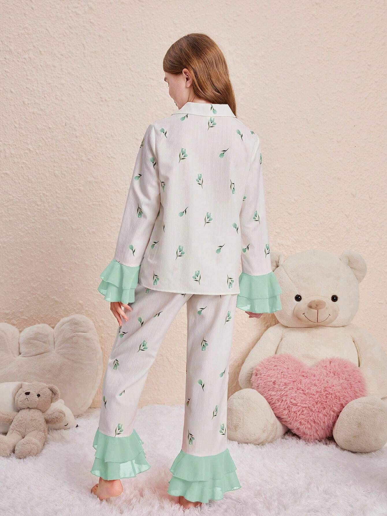 Girls Printed Nightsuit Set