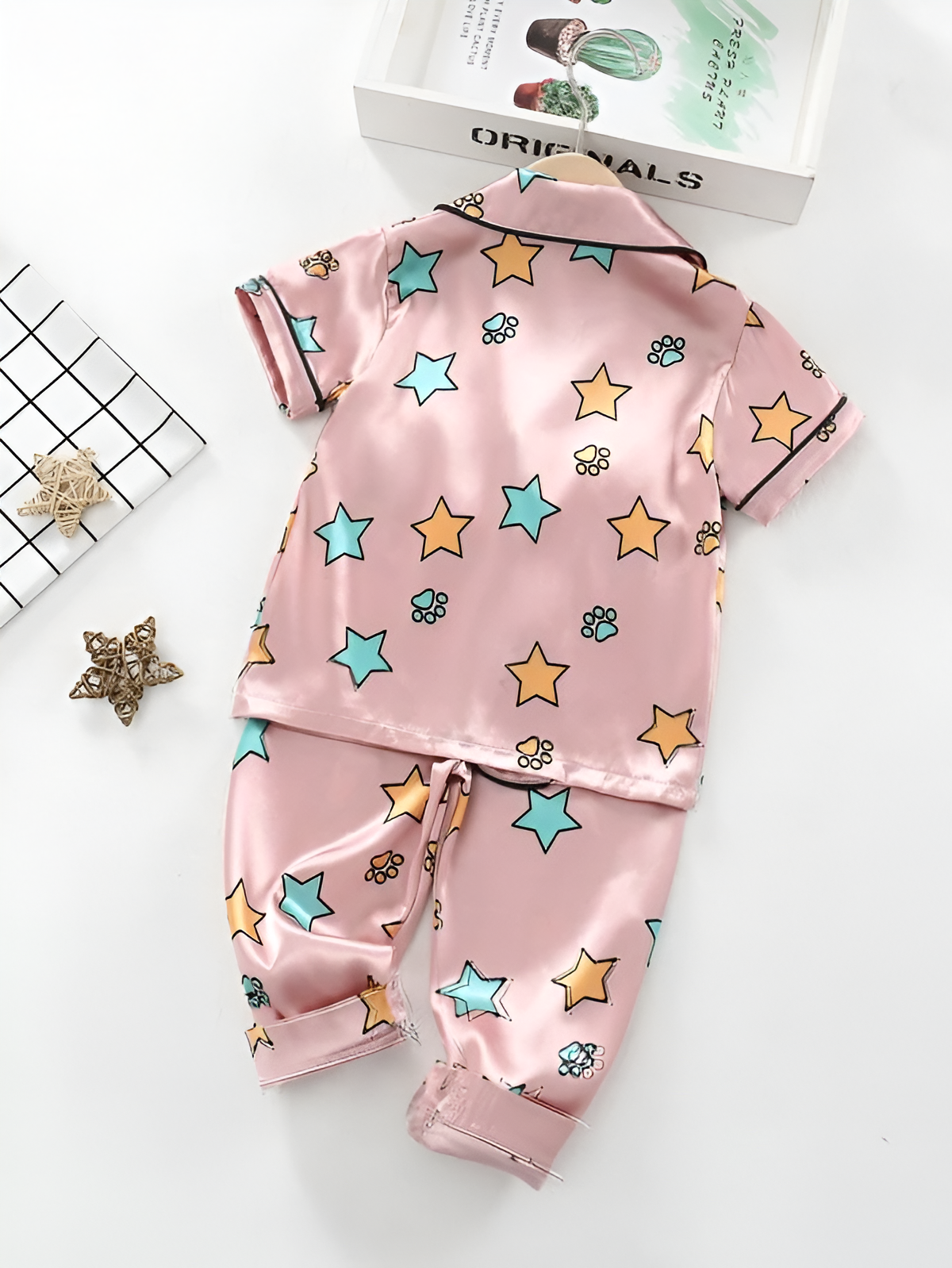 Star Printed Unisex Nightsuit Set For Kids