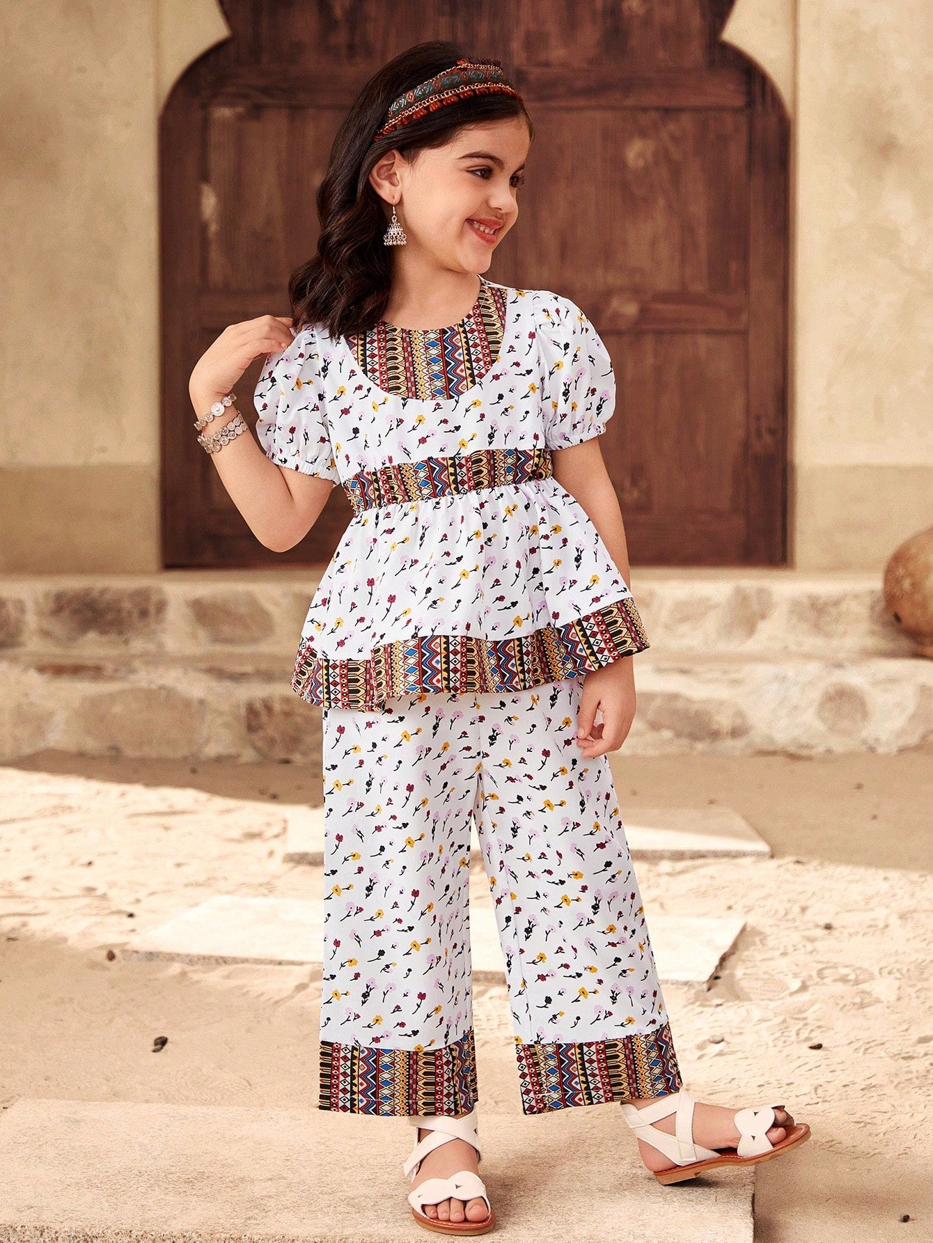 Girls White Printed Clothing Set
