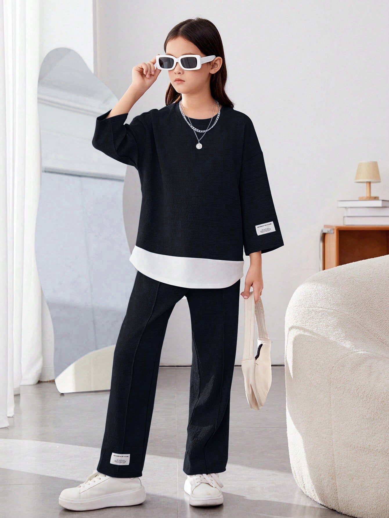 Girls Modern Oversized and  Pant Set ( Black )