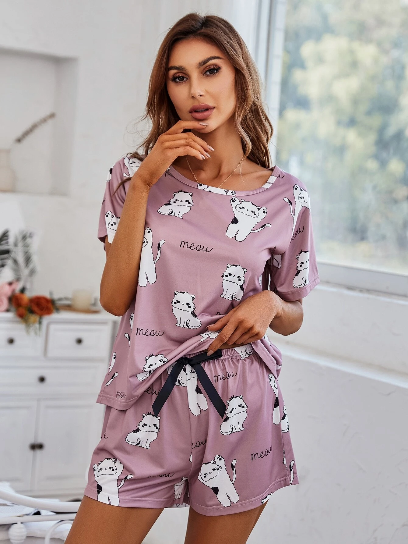 Women's White Cat Printed Co-Ord's Set In Pink Colour