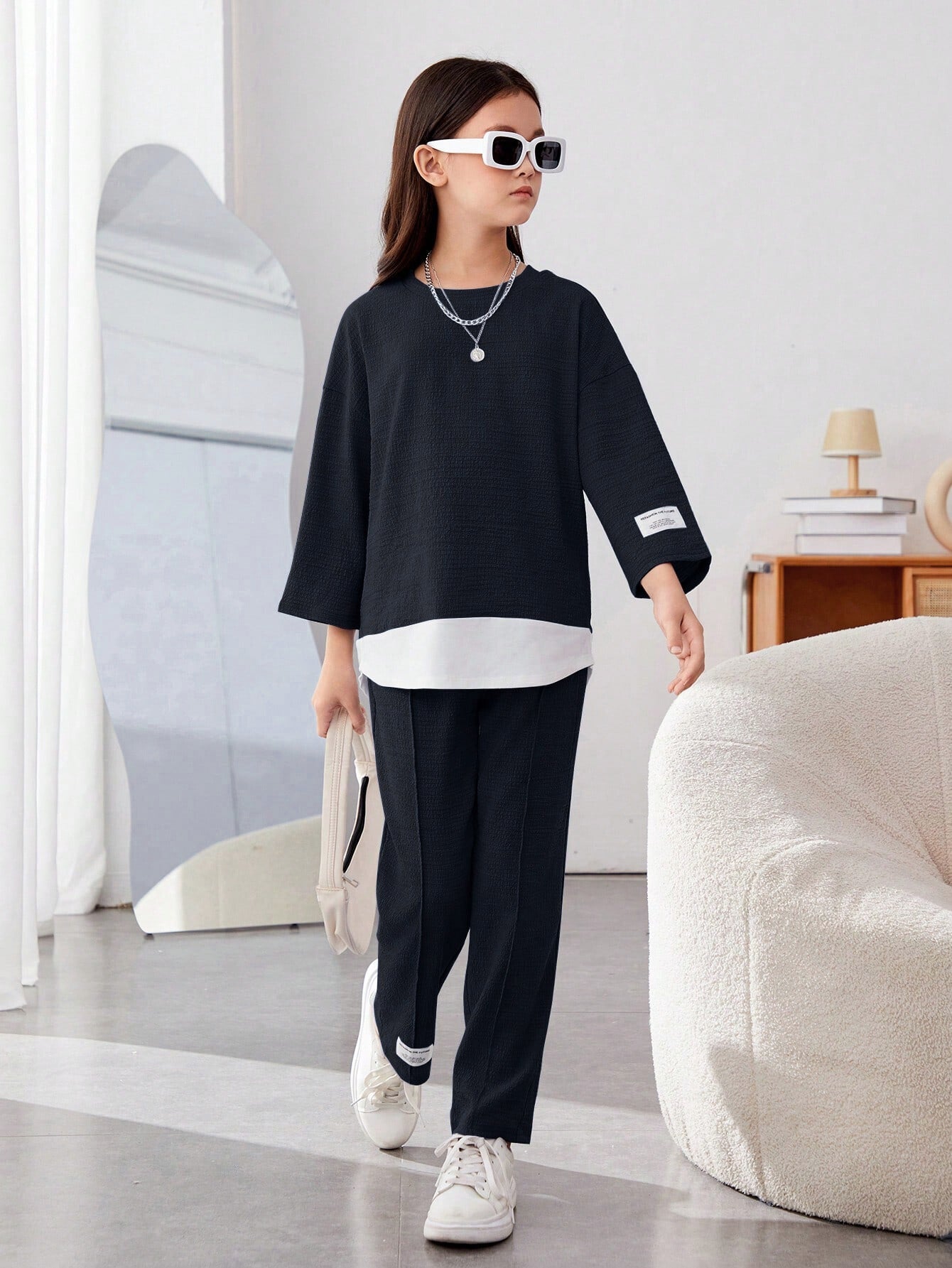 Girls Modern Oversized and  Pant Set ( Black )