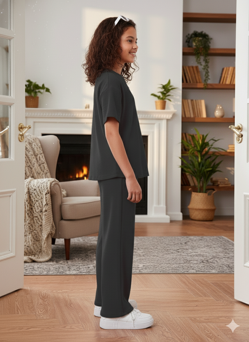 Girls T-shirt and Wide legs Pants Co-ords Set ( Black )